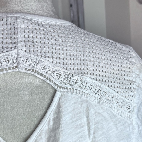 TRIBAL JEANS sz S/P LONG SLEEVE TEE WITH LACE AND CUTOUT DETAILS OVERSIZED - Picture 4 of 9